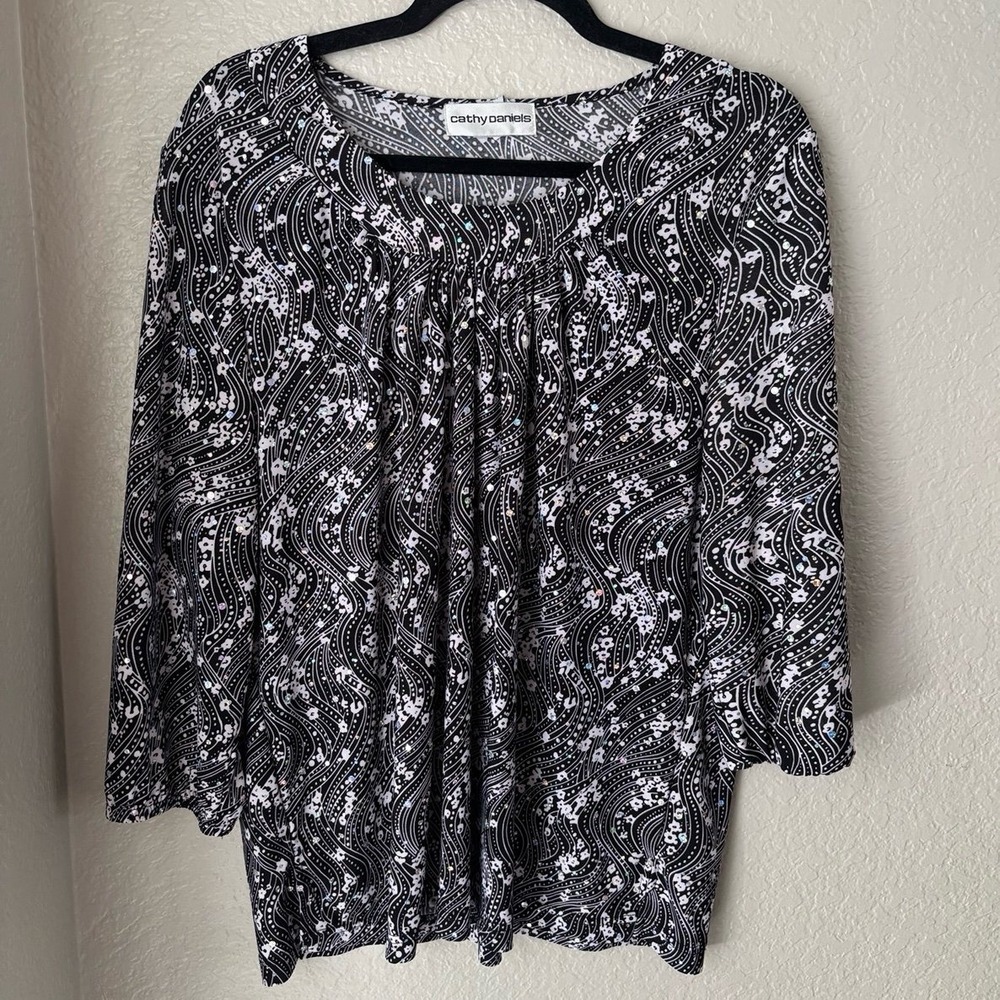 Cathy Daniels Women's L Black/White ¾ Sleeve Blouse‎ Round Neck Sequined - Picture 3 of 10